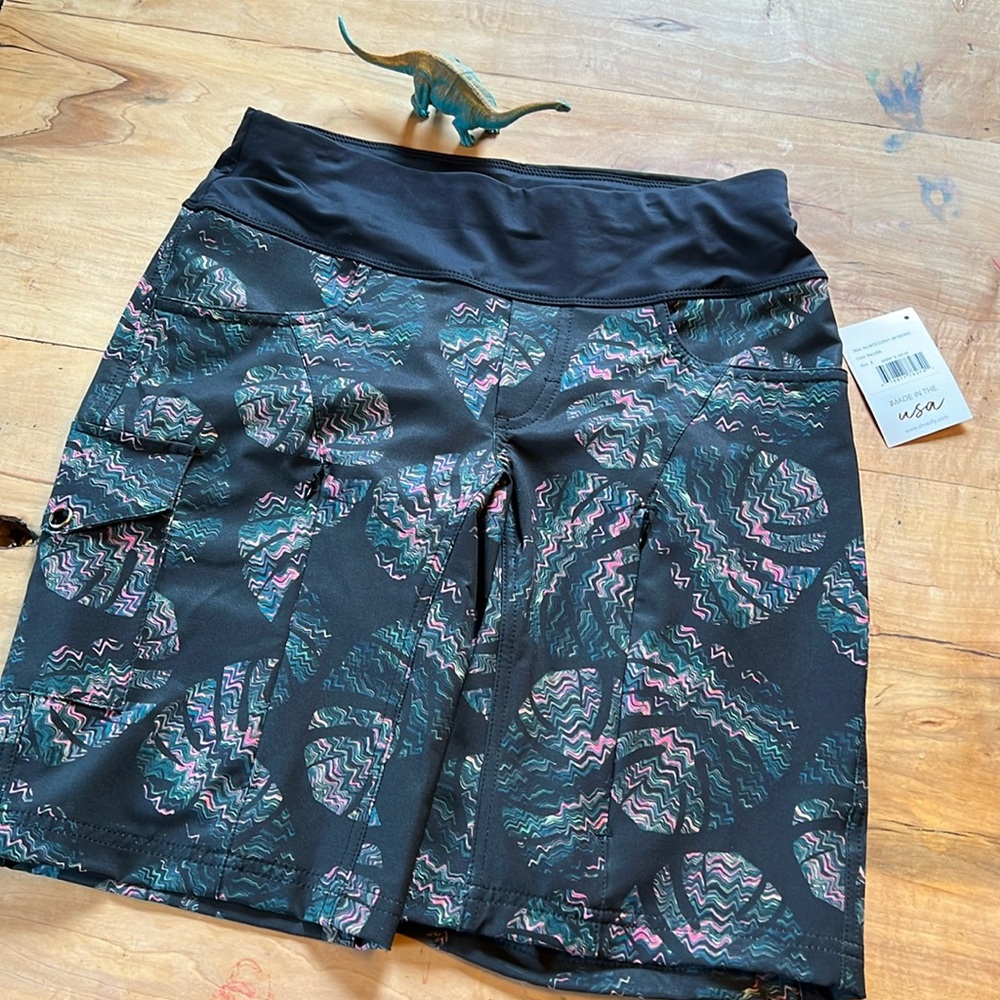 Shredly the MTB Curvy Short the Lisa